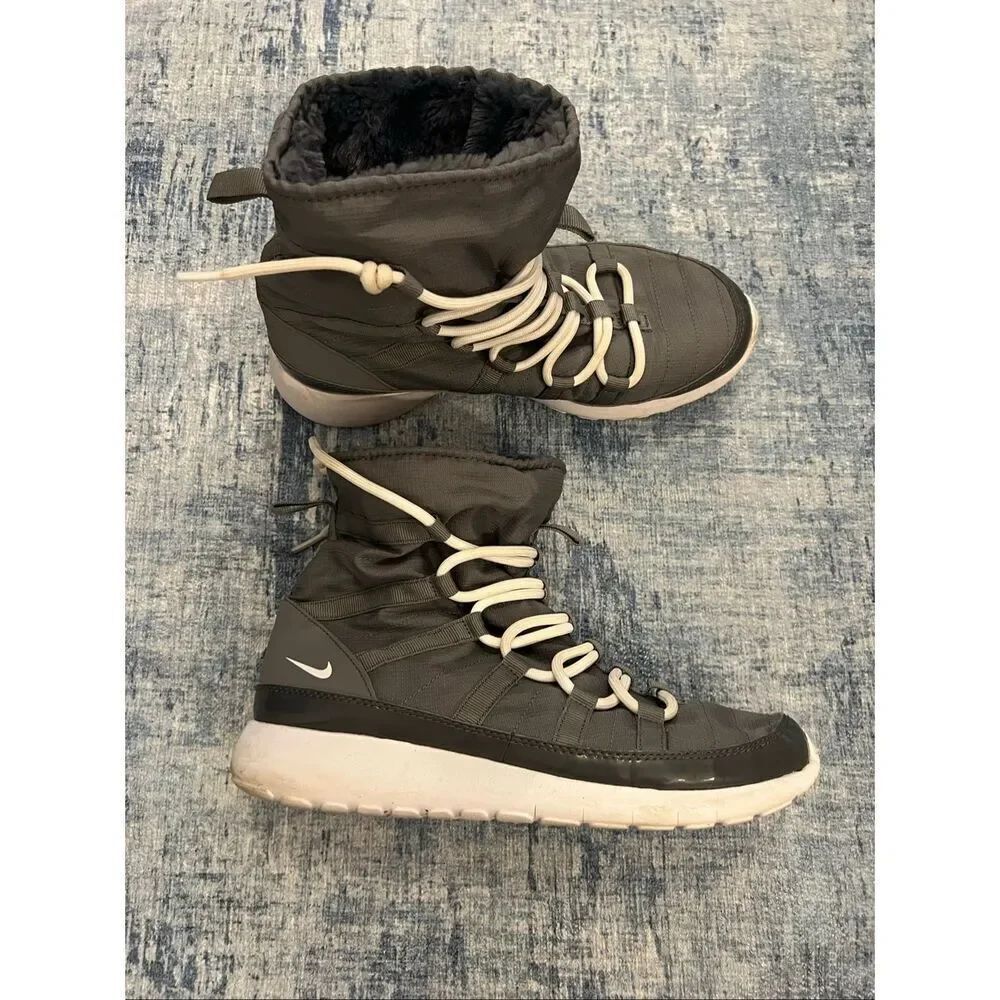 Nike Cool Gray White Roshe One Hi GS Faux Fur Winter Sneaker Boot 7Y Women's 8.5
